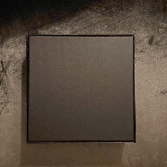 Gucci Gift Box - Picture 4 of 6